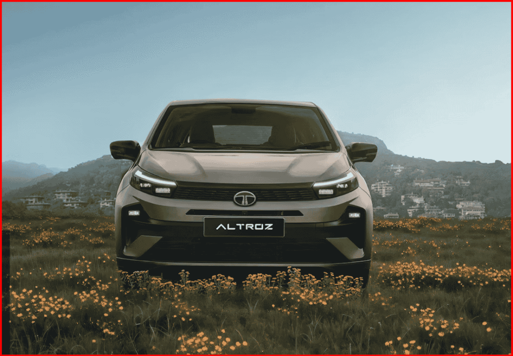 Altroz 2025 Front View Image 2025 टाटा अल्ट्रोज़ फेसलिफ्ट का फ्रंट व्यू, नई LED हेडलाइट्स और DRLs के साथ